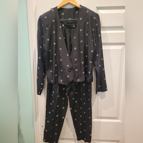 VINTAGE NAVY AND WHITE CROP JACKET AND PLEATED PANTS SET - Picture 1 of 12